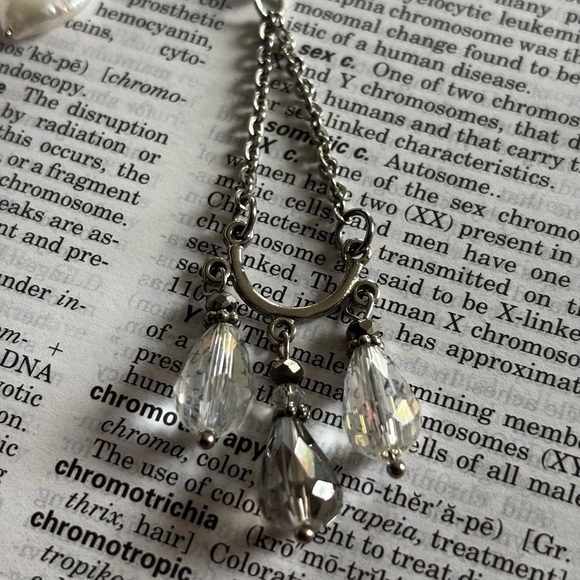 Elegant Black and Silver Bookmark with Crystal and blue Accents upcycled vintage - Picture 8 of 8